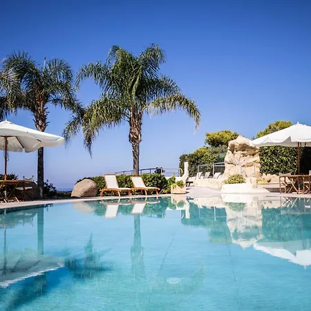 L' Arcobaleno 아파트호텔 리카디