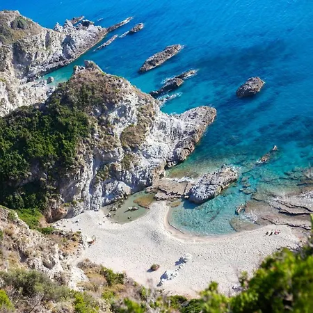 L' Arcobaleno 아파트호텔 3*