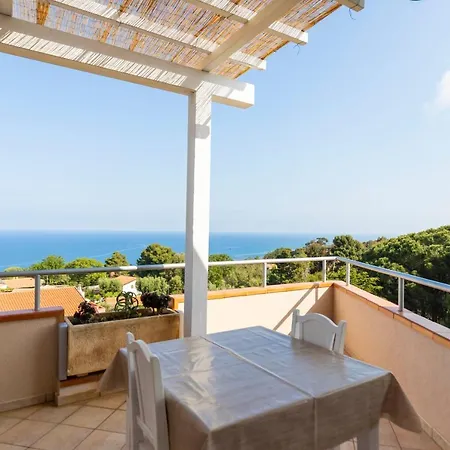 Apartmanhotel L' Arcobaleno 3*