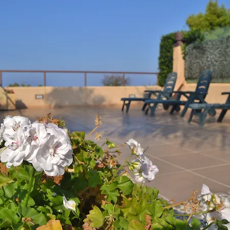 L' Arcobaleno Hotel apartamentowy Ricadi