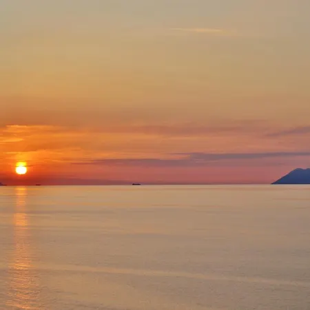 L' Arcobaleno 아파트호텔