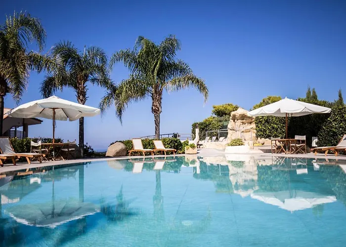 L' Arcobaleno Lägenhetshotell Ricadi