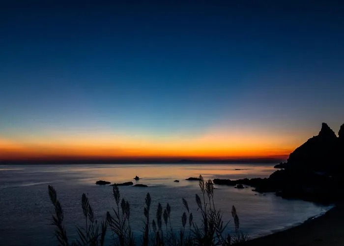 Lägenhetshotell L' Arcobaleno Ricadi