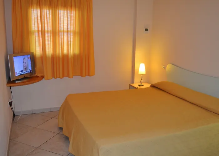 L' Arcobaleno Aparthotel Ricadi