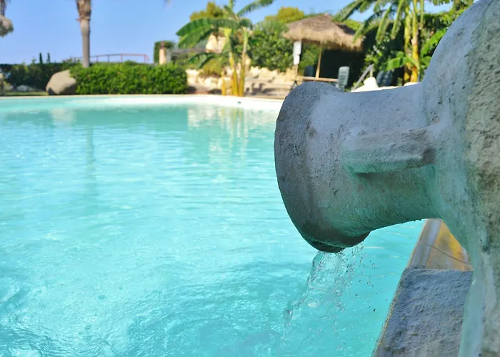 Lägenhetshotell L' Arcobaleno Ricadi