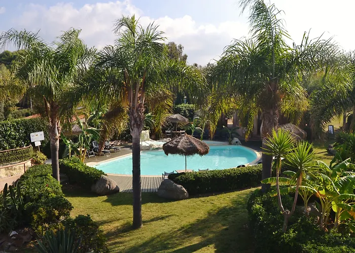 Aparthotel L' Arcobaleno 3*