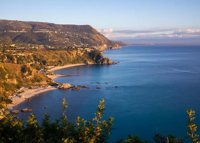 L' Arcobaleno 3* Ricadi